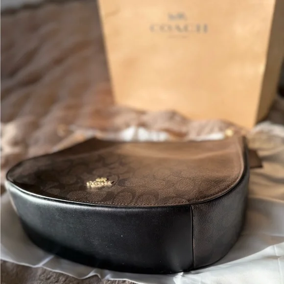 Coach Zip Shoulder Bag